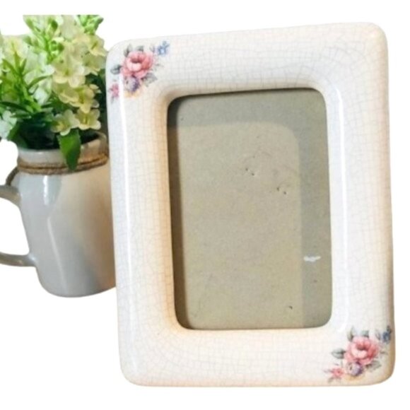 Vintage Egg Shell Cracked Photo Frame - Picture 2 of 7